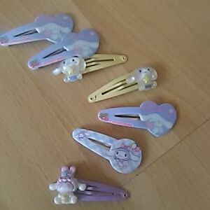 💲1⃣▶▶Hello Kitty Hair Clips